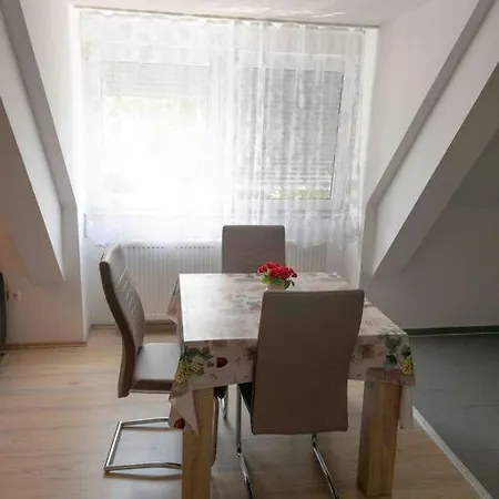 Lovely 2 Bedroom Lemon Grass In * Линдау